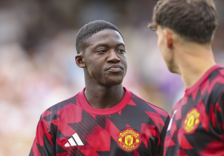 那不勒斯冬窗引援:财务与伤病双重制约下的艰难抉择