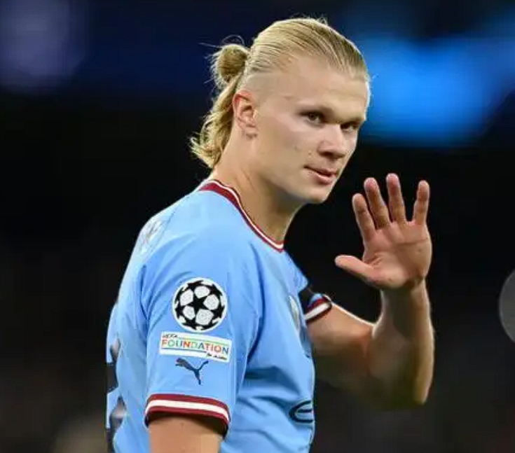 哈兰德畅谈足球偶像：多元借鉴铸就锋霸之路