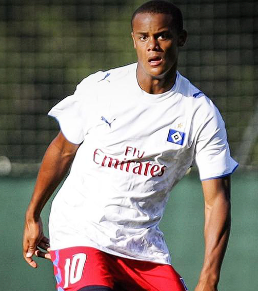 拜仁内部言论交锋:围绕穆西亚拉与欧冠前景的讨论